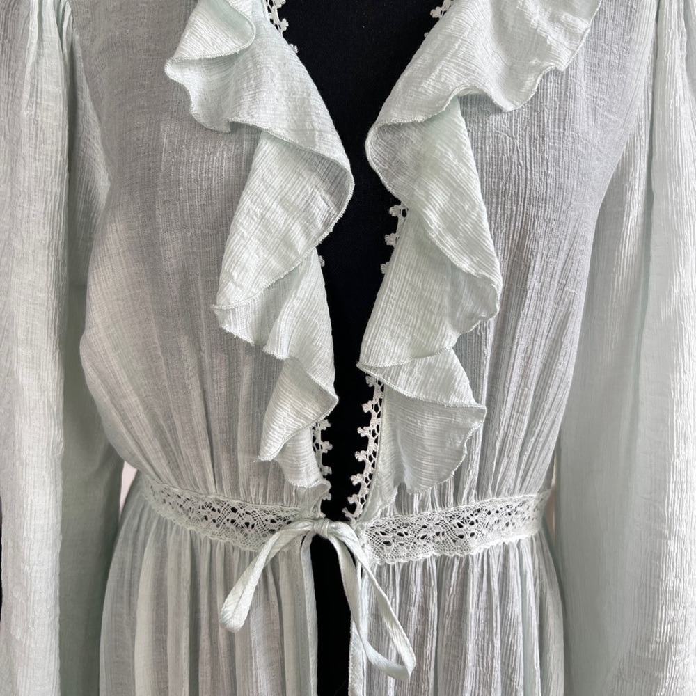 NWT Mint Green Robe - Picture 2 of 6